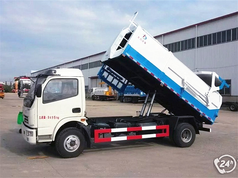國五東風自裝卸式垃圾車
