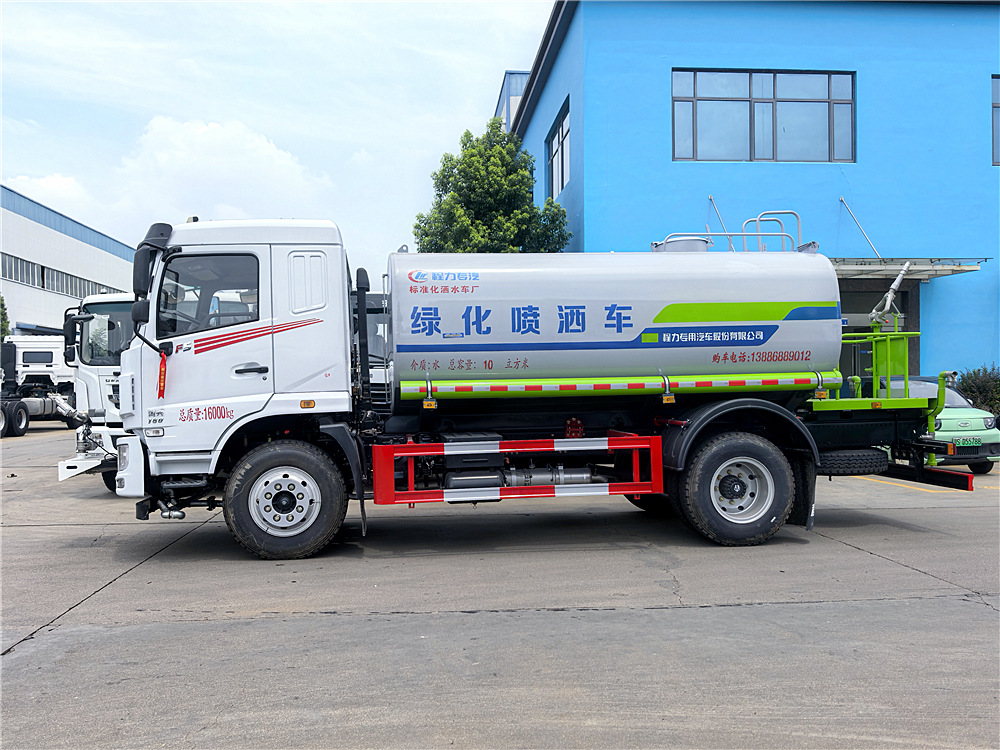 東風華神F5灑水車 東風華神F5灑水車