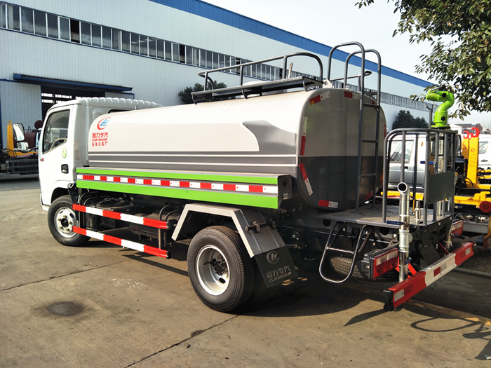 東風(fēng)福瑞卡灑水車