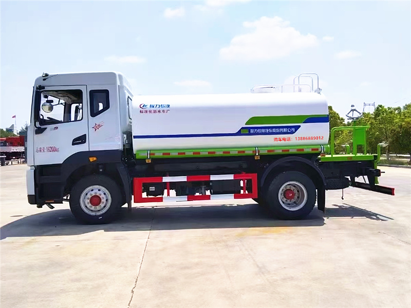 東風D9灑水車