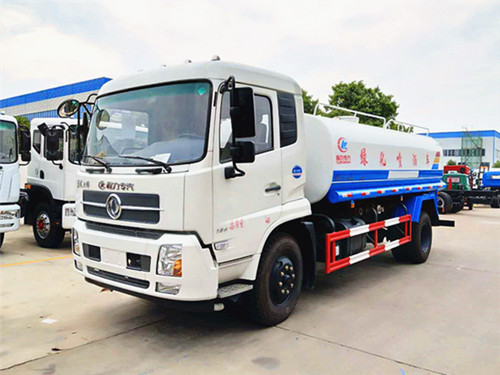 東風天錦灑水車