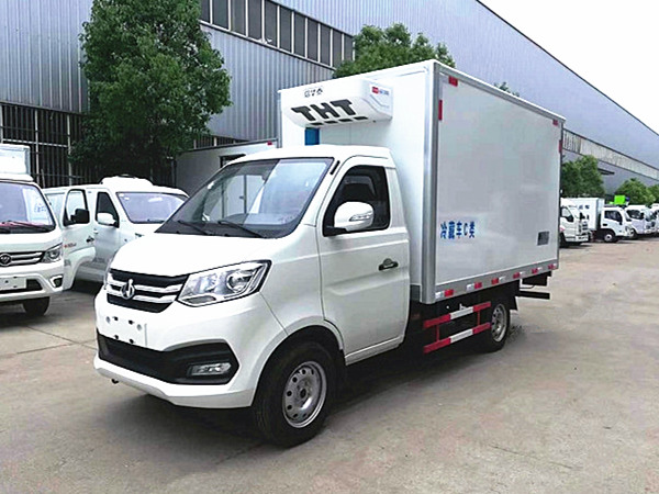 長(zhǎng)安國(guó)六冷藏車(chē)